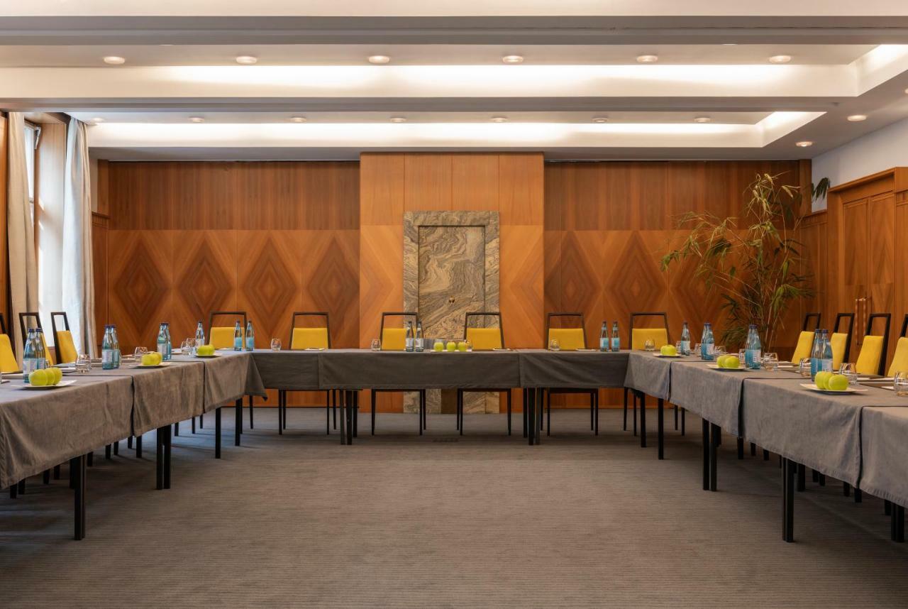 Parkhotel Laurin Hotel